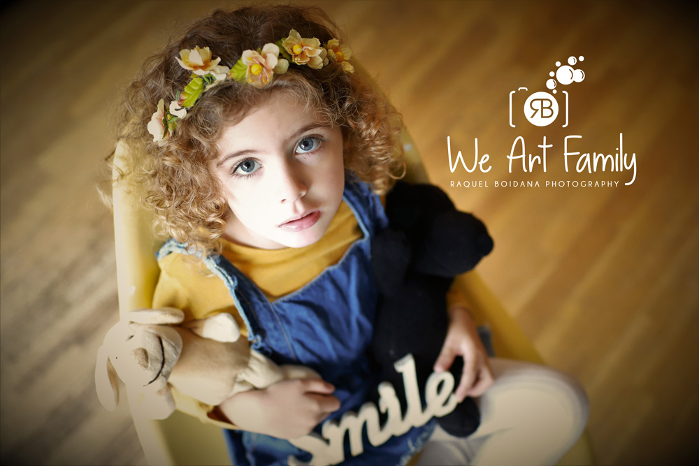 Photographie d'enfants ou famille à Neuilly sur Seine et Paris. Photographe créative Raquel Boidana 